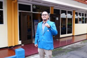 Aulia Maulana Azkiya, lulusan terbaik Teknik Industri S-2 ITN Malang, pada Wisuda ke 73, Periode 1, Tahun 2025.