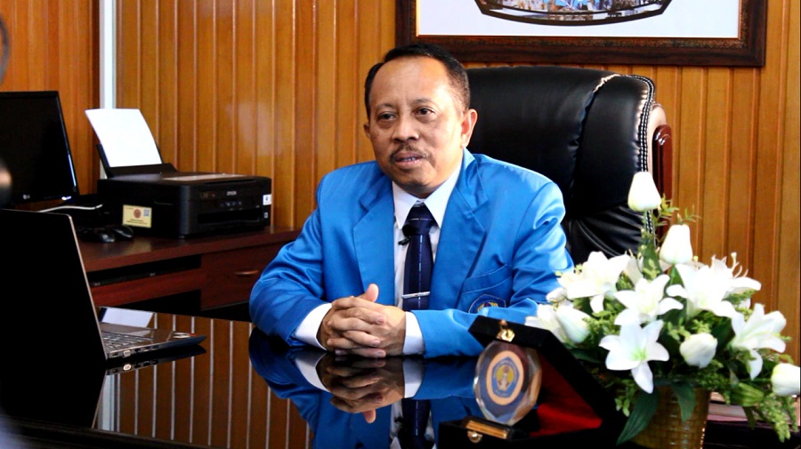 Rektor ITN Malang Profesor Dr Ir Kustamar MT. (Foro: Yanuar/humas)