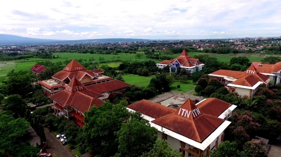 Gedung Kuliah Fakultas Teknologi Industri (FTI) di Kampus 2 ITN Malang, Jalan Raya Karanglo Km 2 Malang. (Foto: Yanuar/humas)