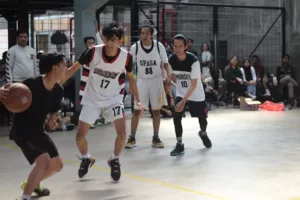 POLAR 2023 mahasiswa Arsitektur ITN Malang mempertandingkan cabor bola basket