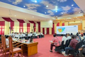 Suasana agenda Konsultasi Publik 2 RTRW dan KLHS Kota Pasuruan yang dihadiri jajaran pimpinan daerah, tim ahli ITN Malang, sert